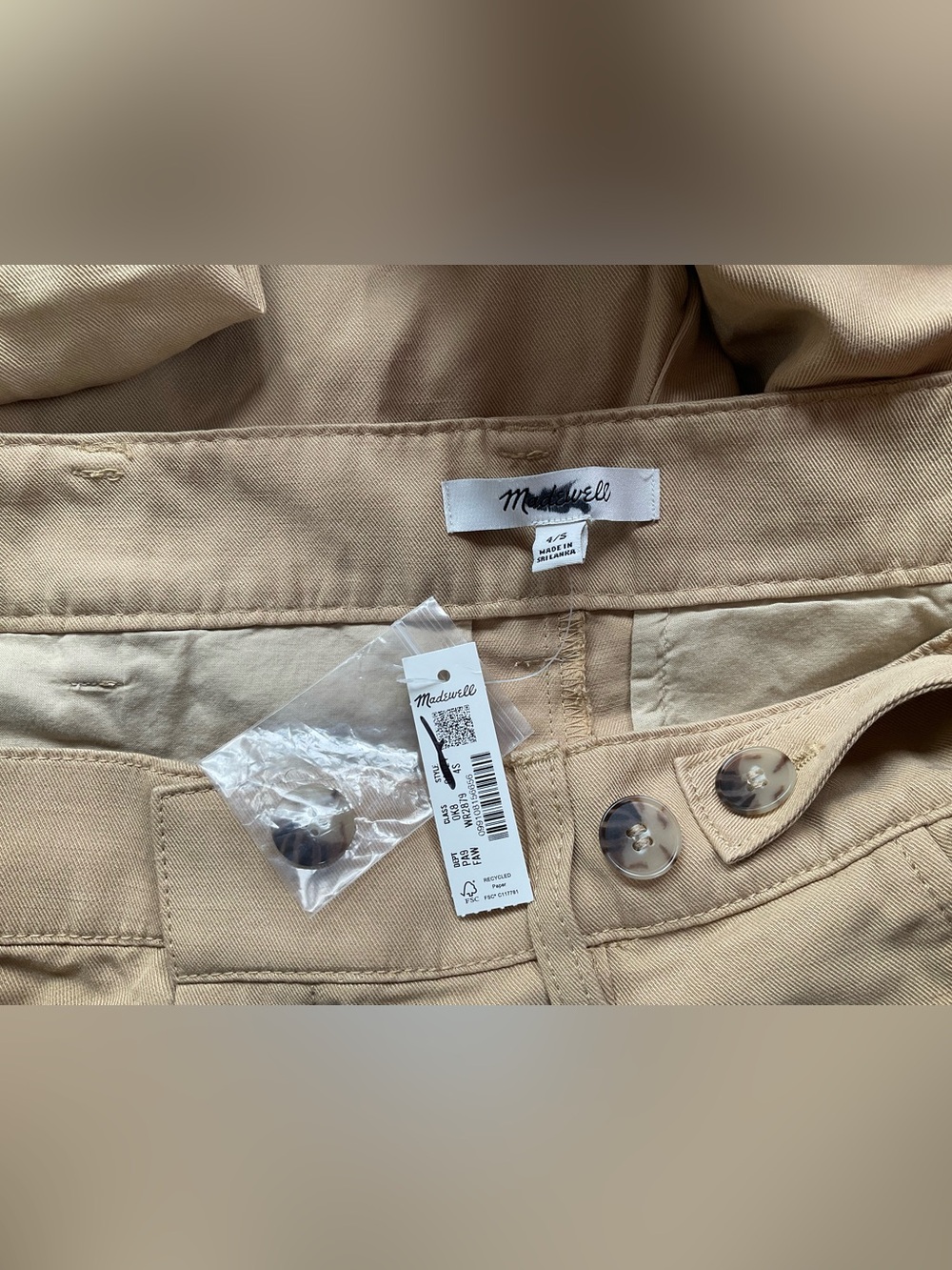 Madewell The Short Barrel Leg Pant in Drapey Twill - Picture 9 of 9